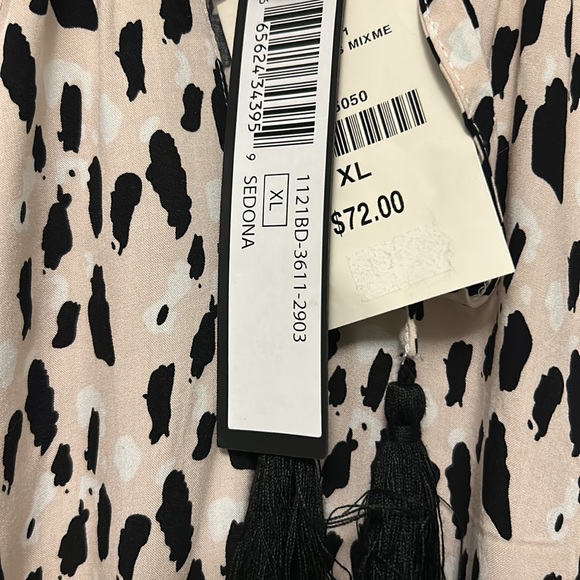 Tribal top - Picture 2 of 3